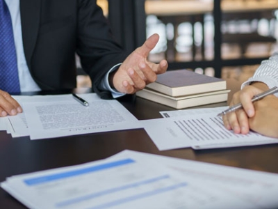 Renforcer votre expertise conseil juridique en construction : guide pratique